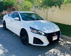 نيسان ألتيما